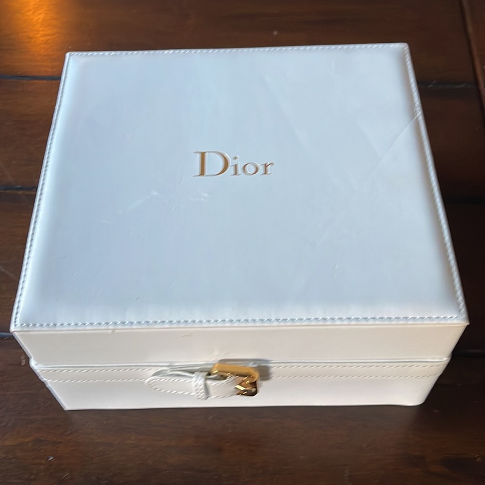 Dior Box - Picture 4 of 7
